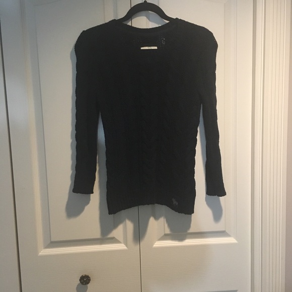 Abercrombie & Fitch women’s navy sweater size S